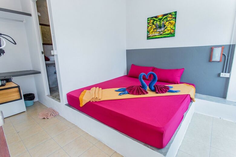 Hotel Booking Center Guesthouse