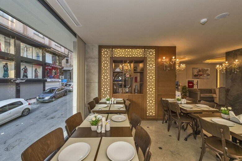 Viore Hotel