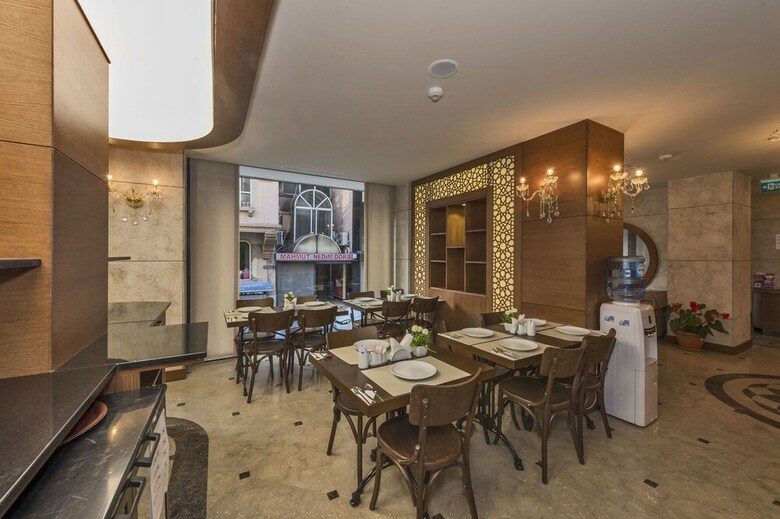 Viore Hotel