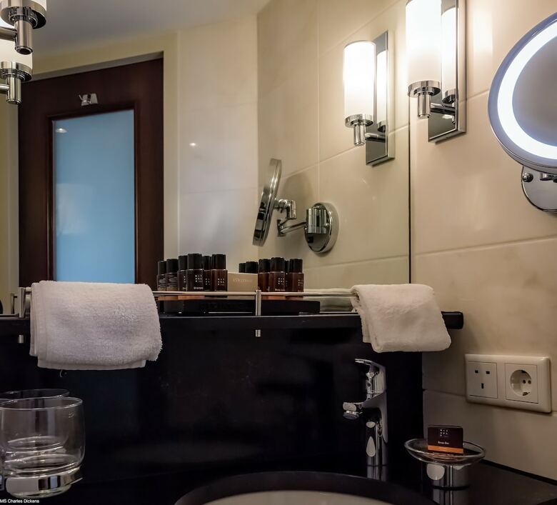 Hotel Select Ms Charles Dickens - Neuss