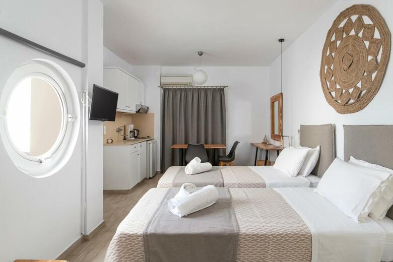 Hotel Alkyoni Studios