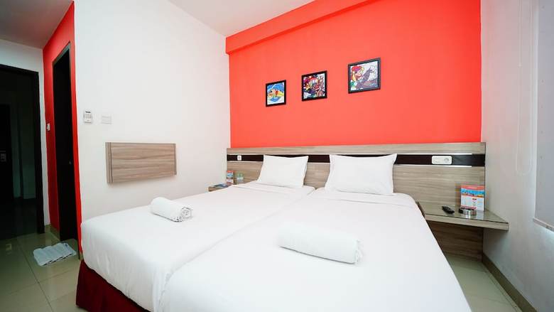 Amaia Hotel