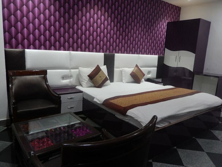 Hotel Orchid  Garden