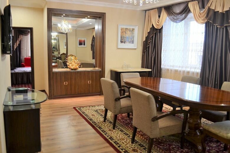 Renion Hills Hotel