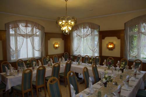 Hostal Ratskeller Thum