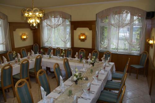 Hostal Ratskeller Thum