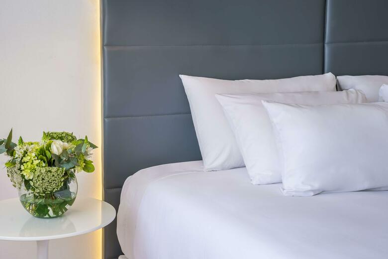 Hotel NH Collection Santiago Casacostanera