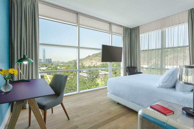 Hotel NH Collection Santiago Casacostanera