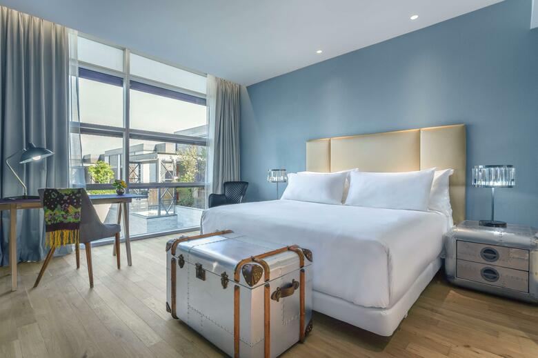 Hotel NH Collection Santiago Casacostanera
