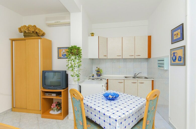 Apartments Biserka
