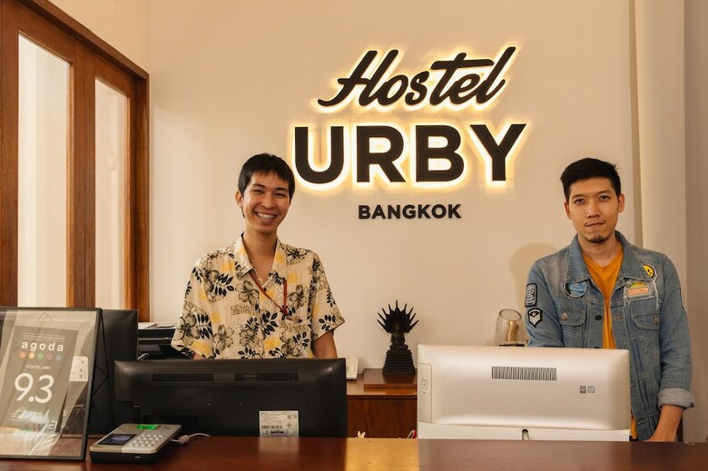 Hostal Hostel Urby