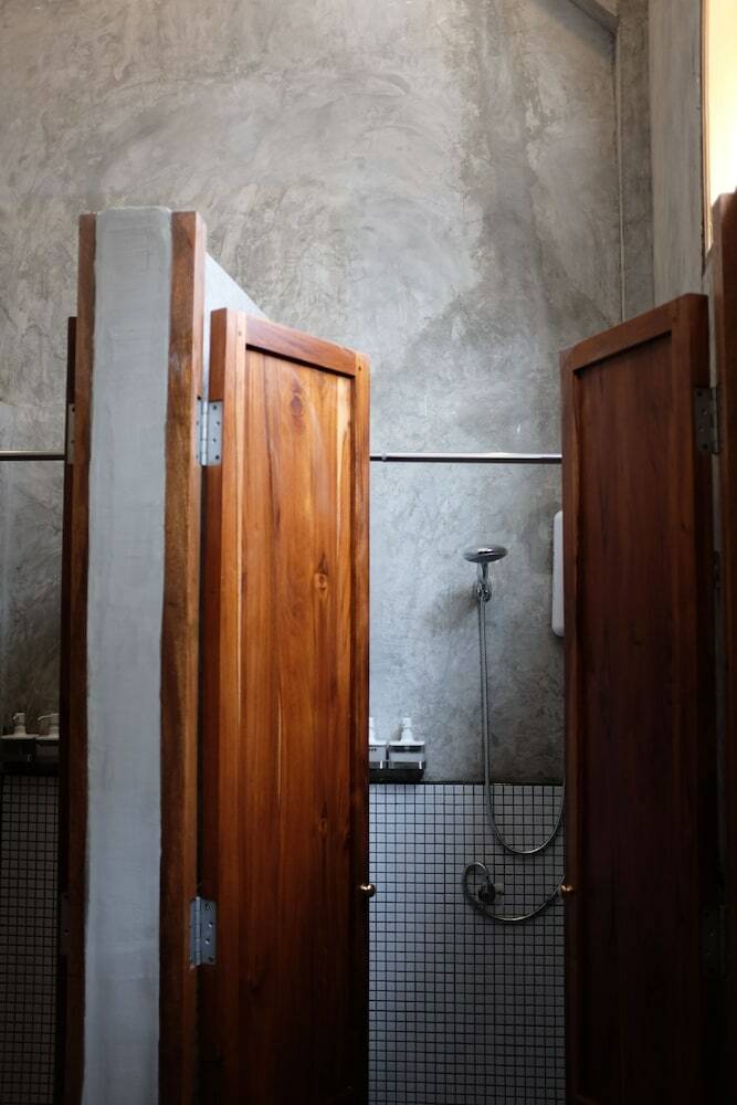 Hostal Hostel Urby