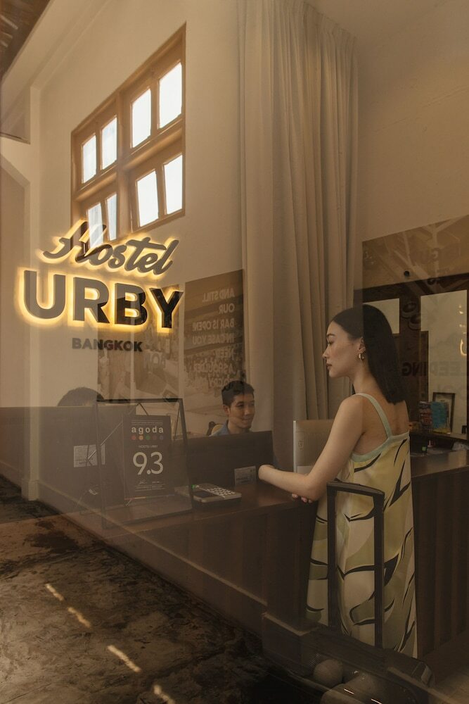 Hostal Hostel Urby