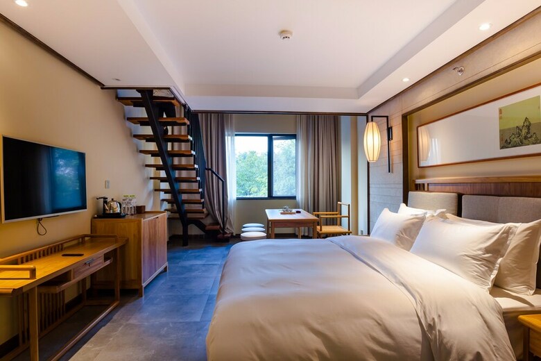 Admirable Day Hotel