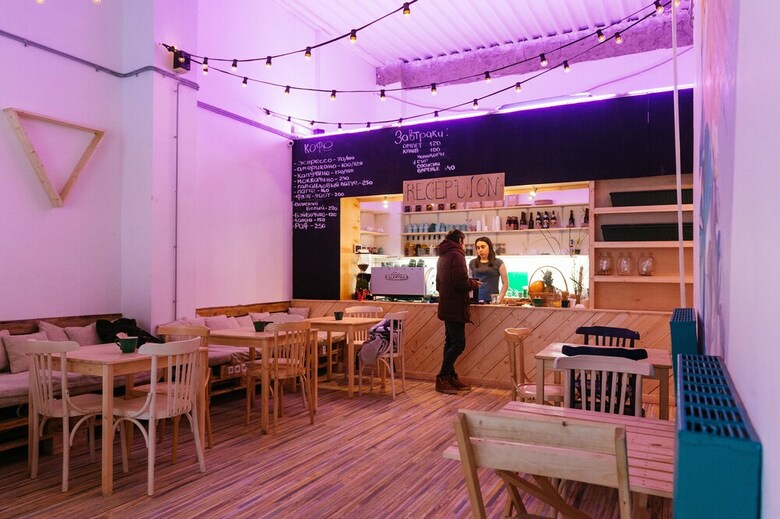 Roots And Moods Hotel