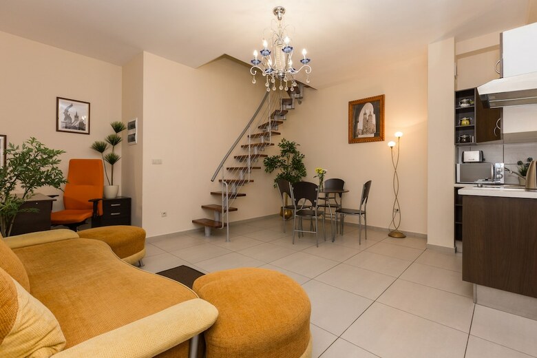 Erasmus Student Apartments