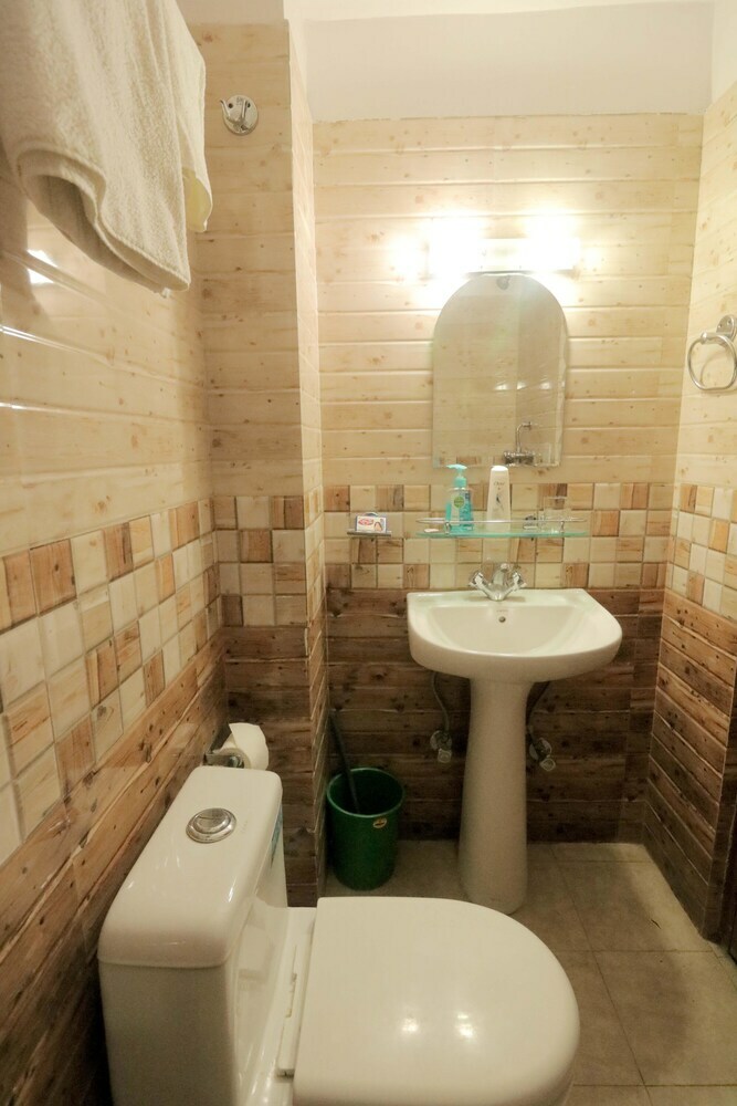 Hotel Easy Homes