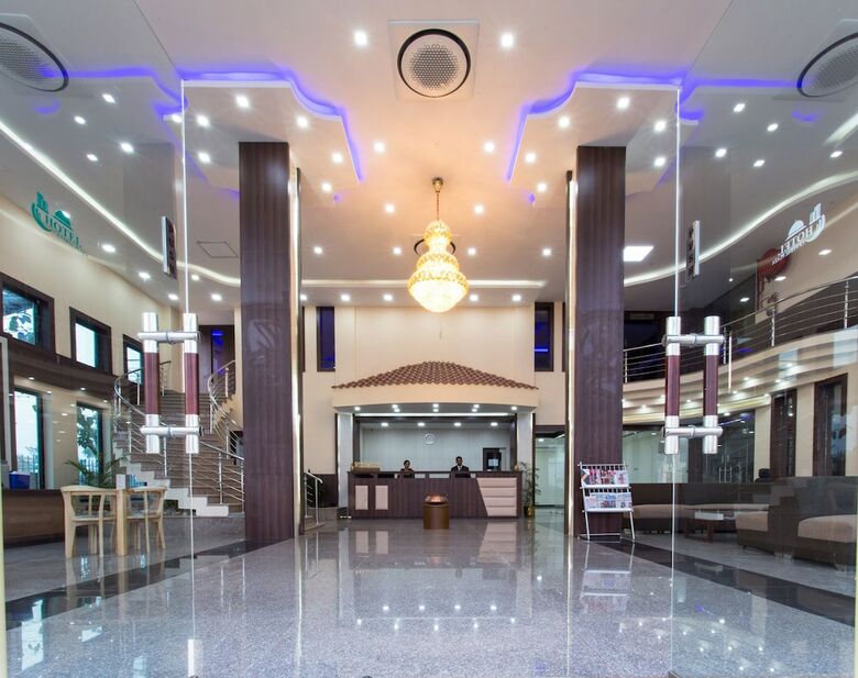 Hotel Central Plaza