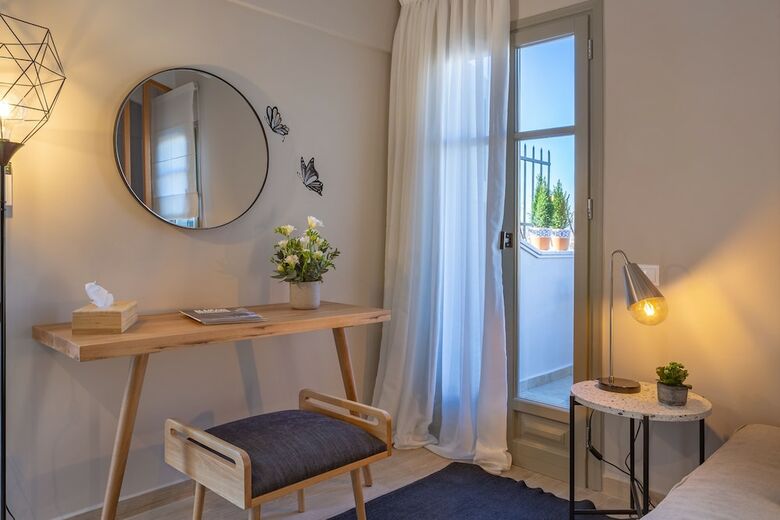 Villa Athenee Residence