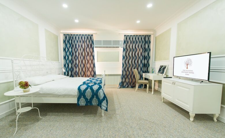 Two Seasons Boutique Hotel