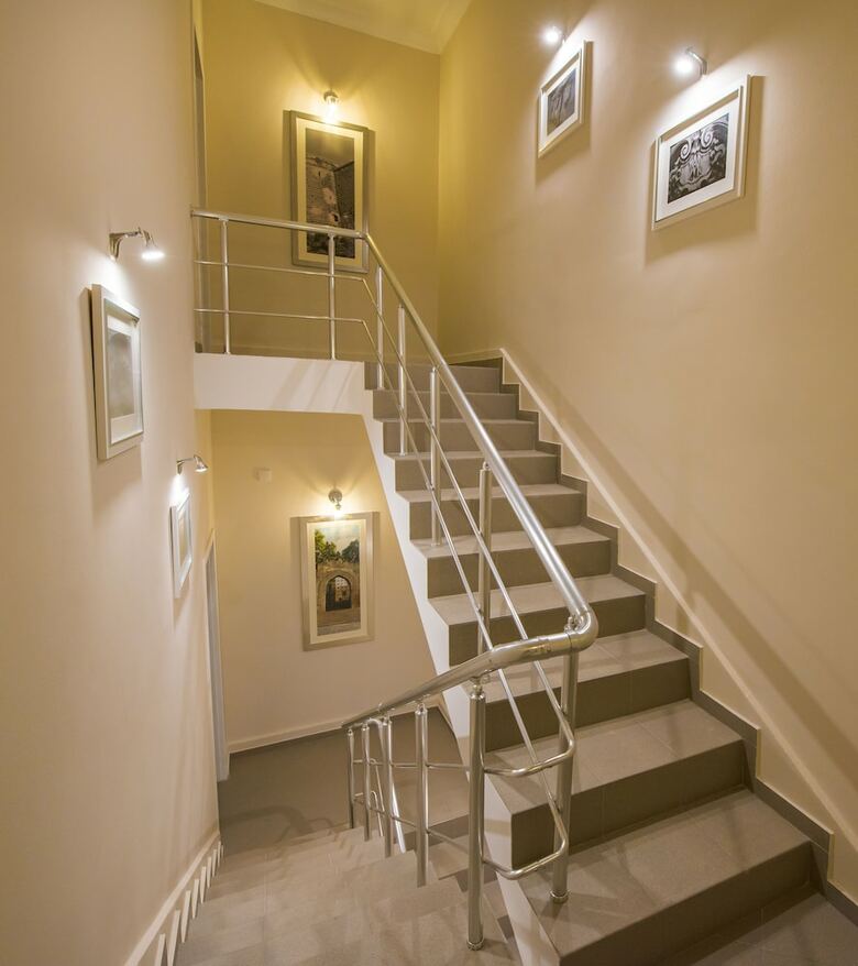 Two Seasons Boutique Hotel