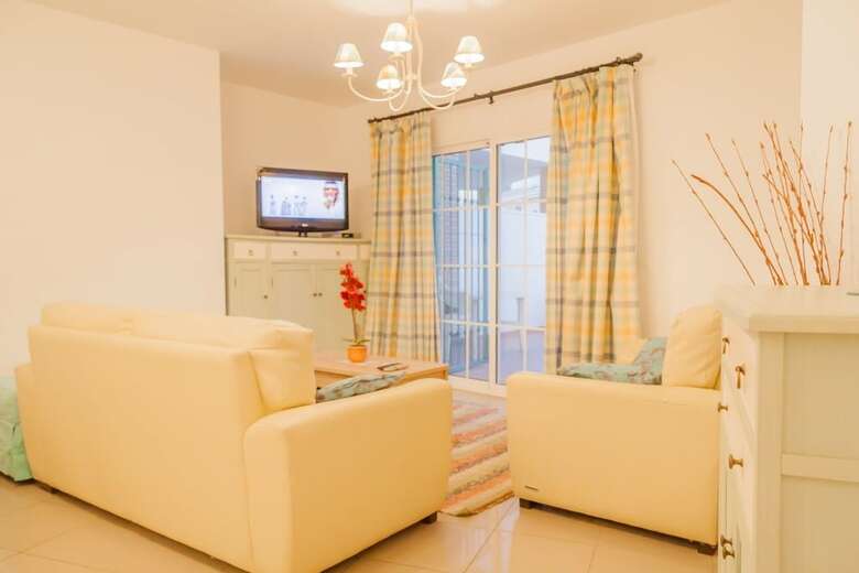 Apartamentos Rubarsal Canovas Nerja