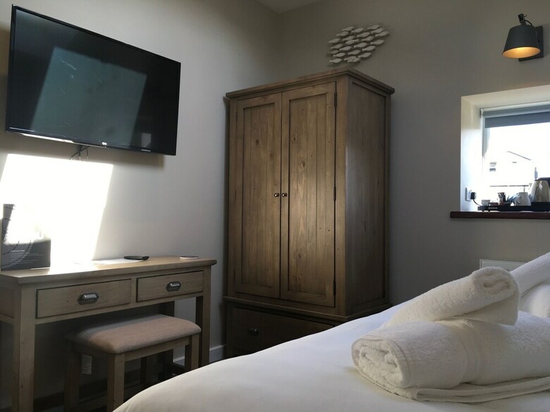 Bed & Breakfast The Waterfront Inn