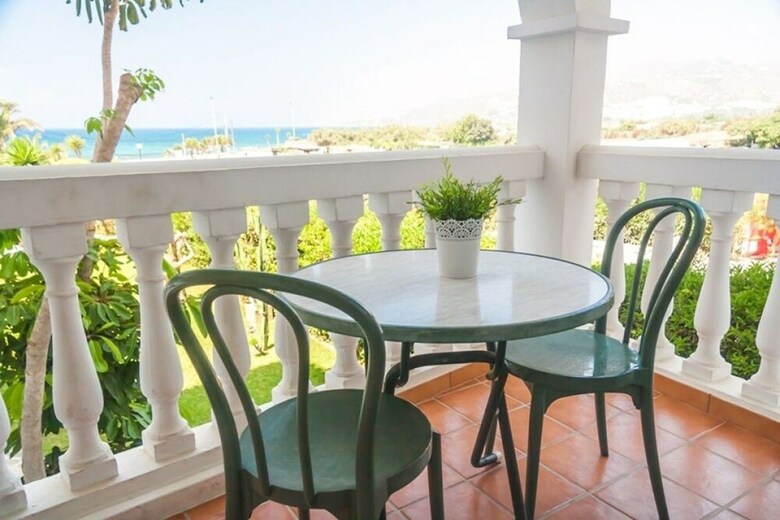 Apartamentos Stella Maris Canovas Nerja