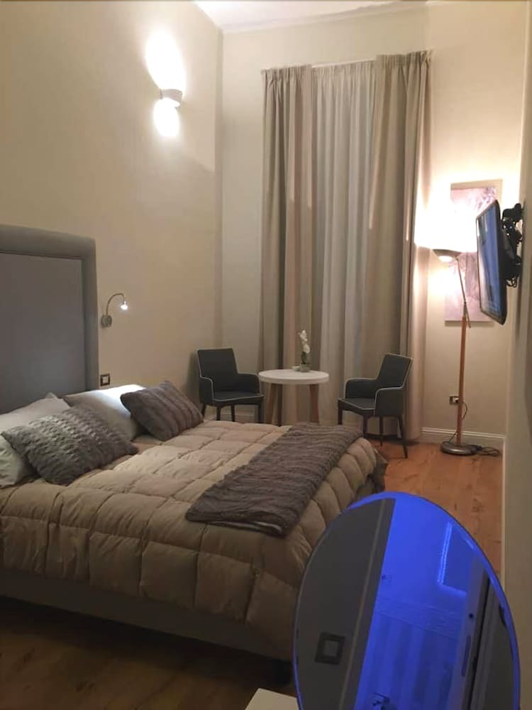 Antico Corso Charme B&B