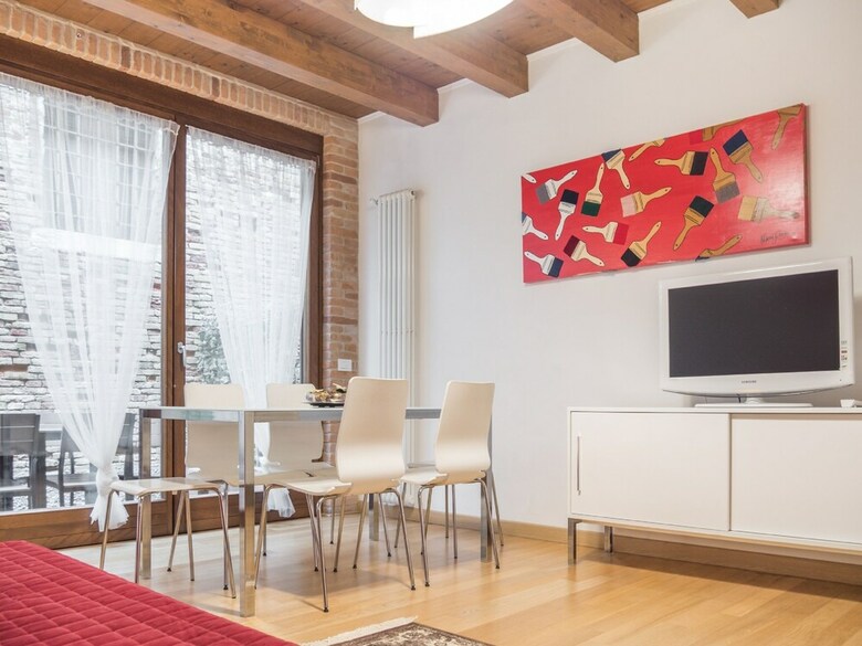 Casanova Garden Apartment