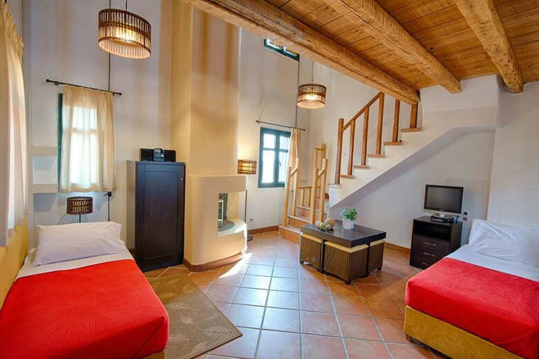 Hotel The Varos Residences
