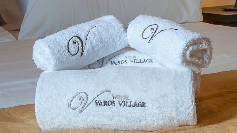 Hotel The Varos Residences