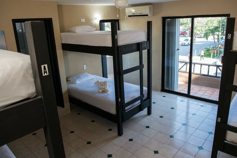 Hostal Deja Hostel