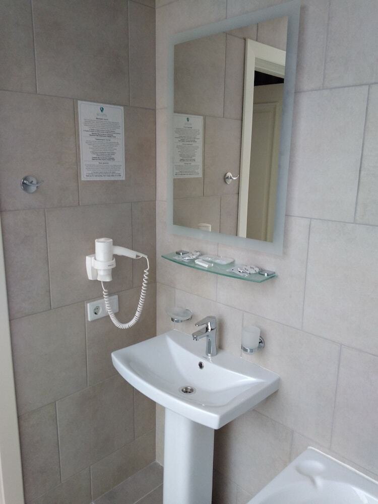 Hotel Wellotel Yuzhne