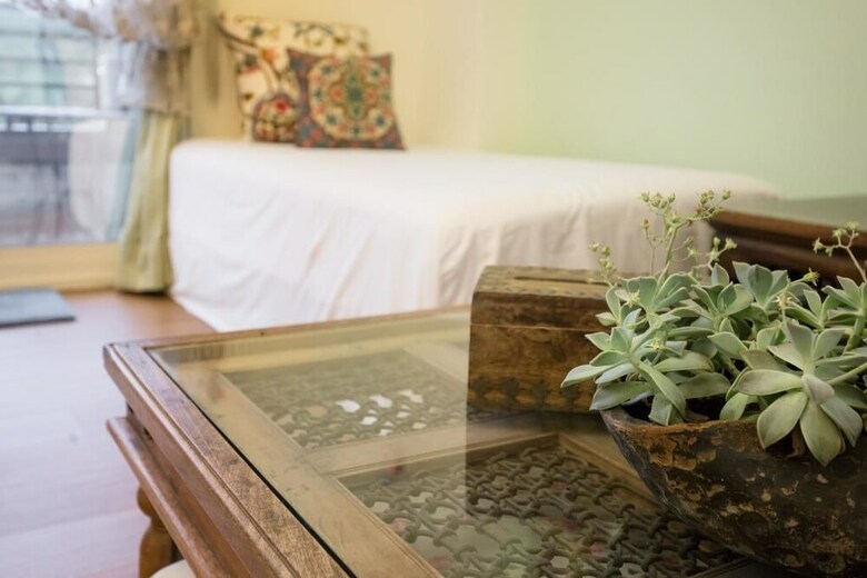 Bed & Breakfast Paris Lovers