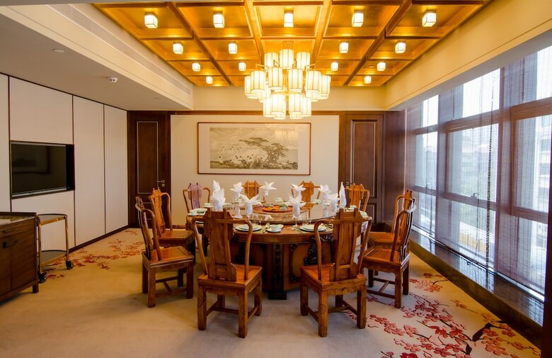Weihaiwei Hotel