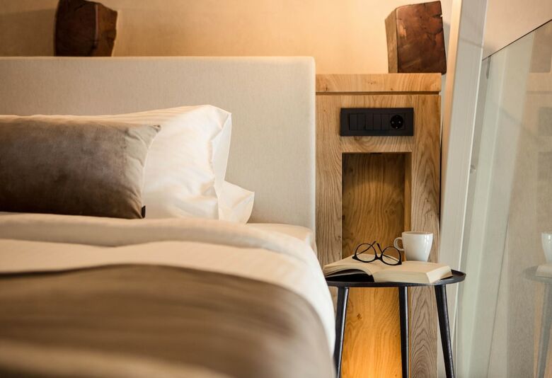 Hotel J&g Suites