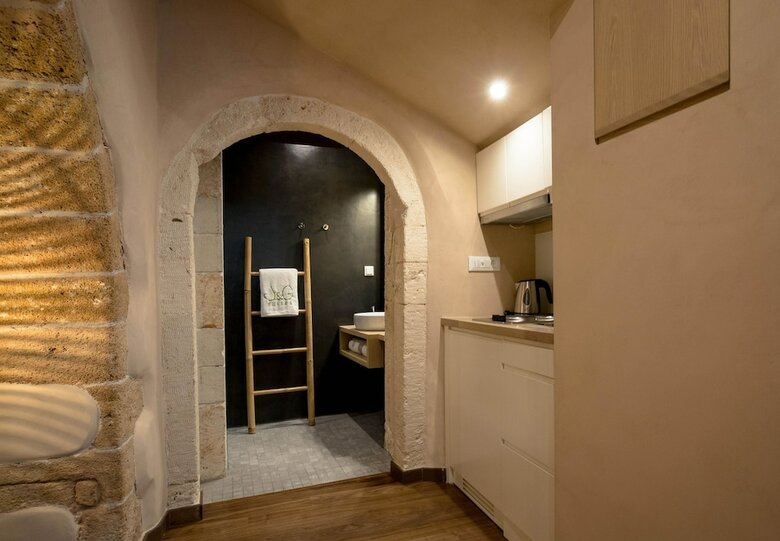 Hotel J&g Suites