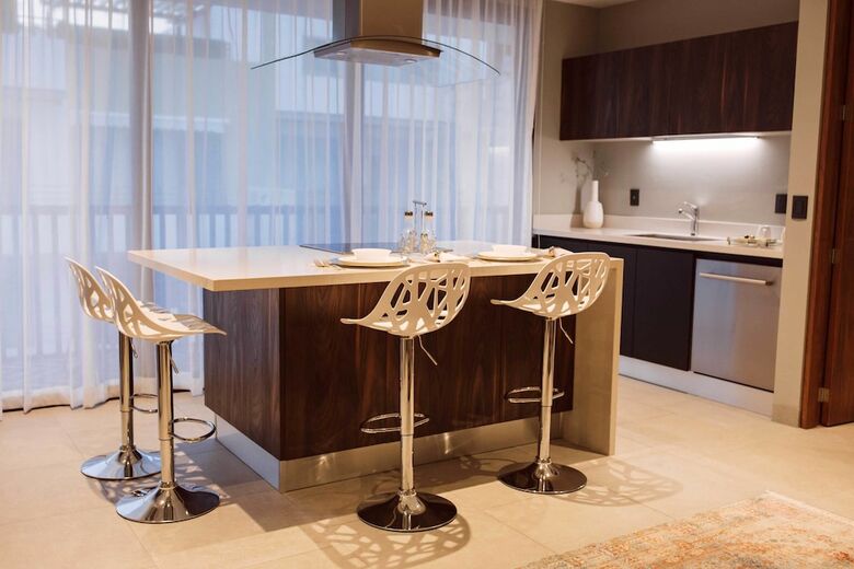 It Hotel & Residences