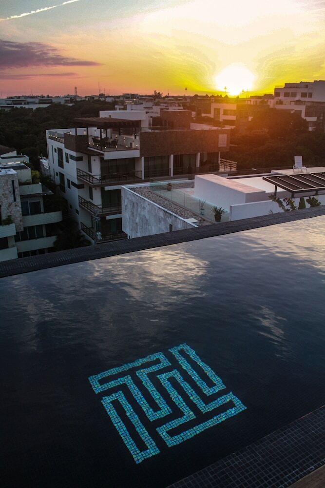 It Hotel & Residences