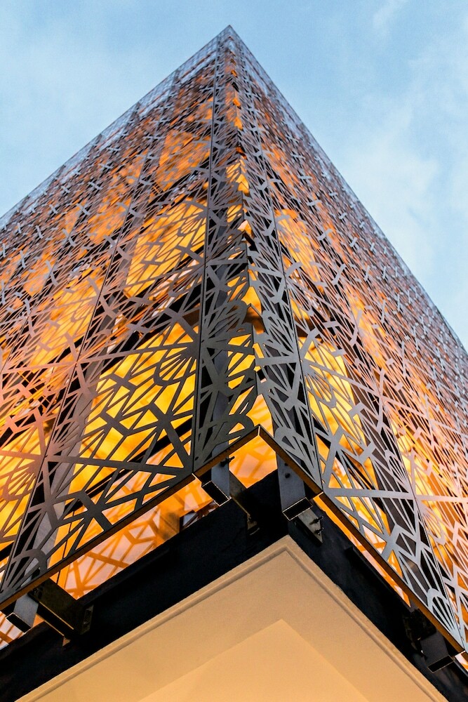 It Hotel & Residences