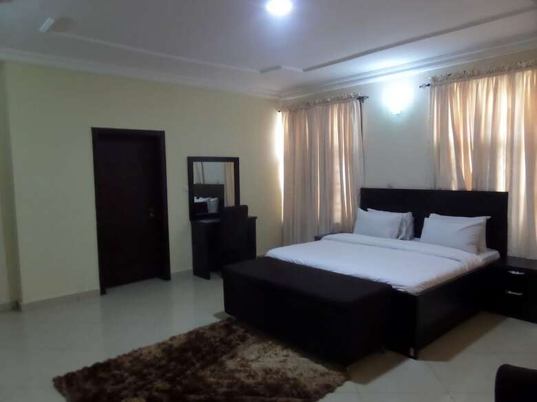 Hotel Btt Homes