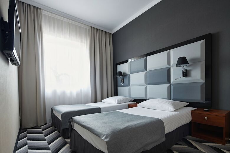Hotel Apis