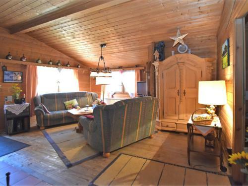 Large Holiday Home In Battenhausen With Garden