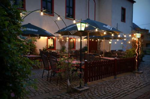Hostal Gasthof Und Hotel Roter Hirsch