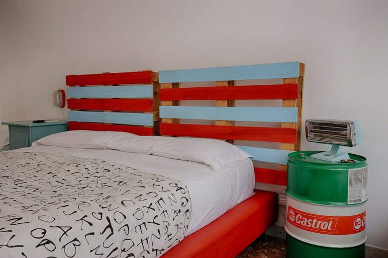 Bed & Breakfast Art&industry