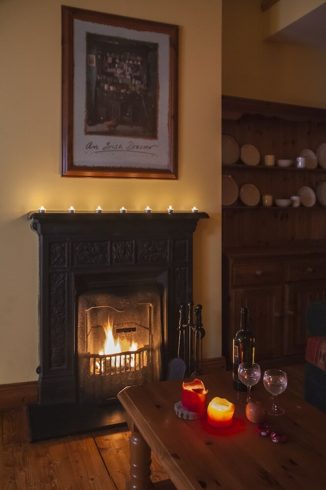 Old Killarney Cottages