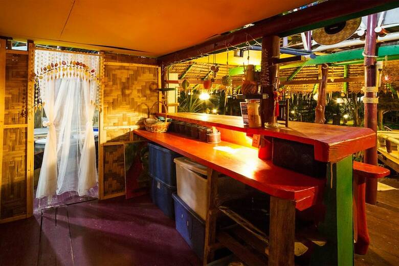Hostal Leaf House Bungalow - Hostel