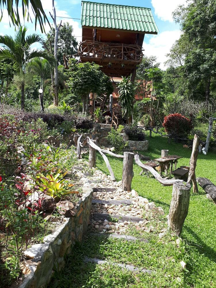 Hotel Rai Phuphapok