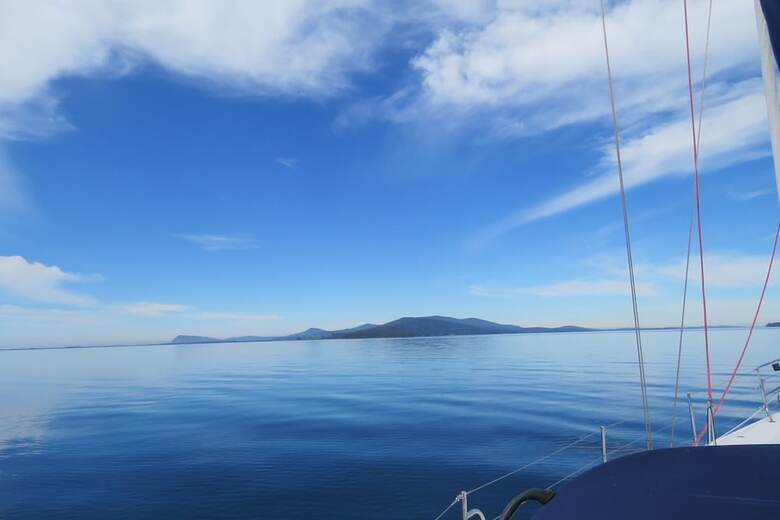 Sailtas - Sailing Charters To Bruny Island - Adults Only
